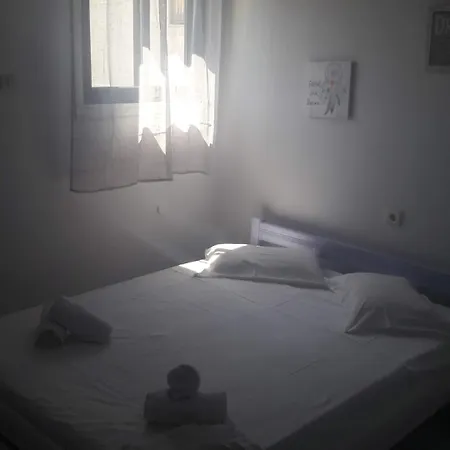 Galatas Home Galatás