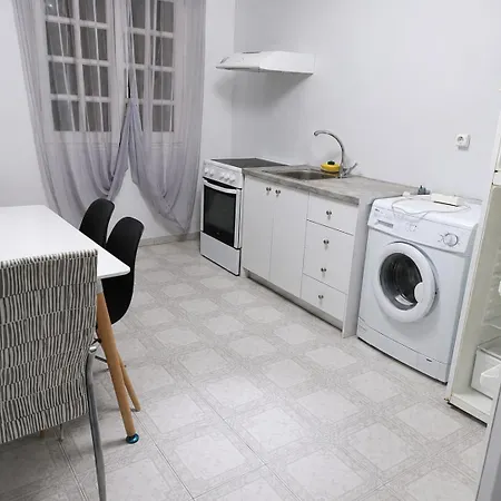 Galatas Home דירה