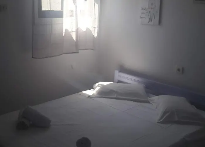 Galatas Home Galatás